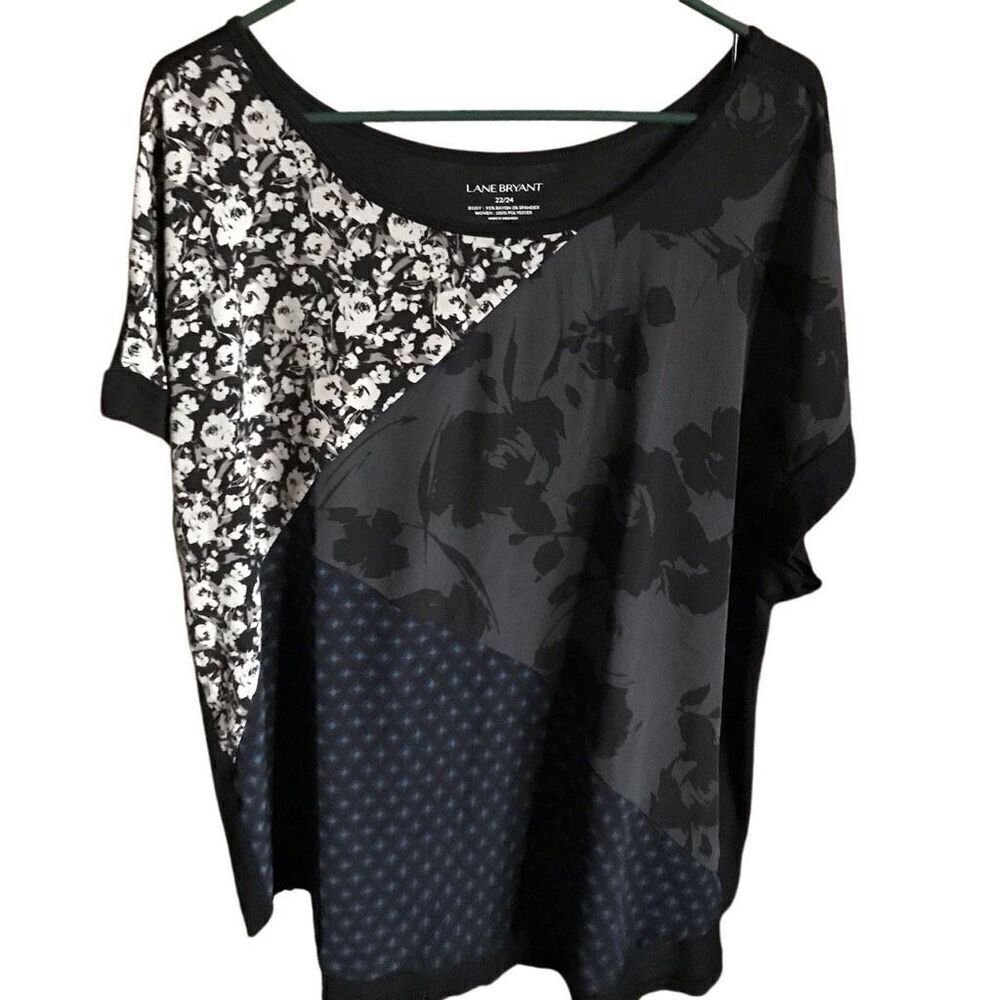 Lane Bryant Sz 22/24 Black Floral Blouse short sleeve